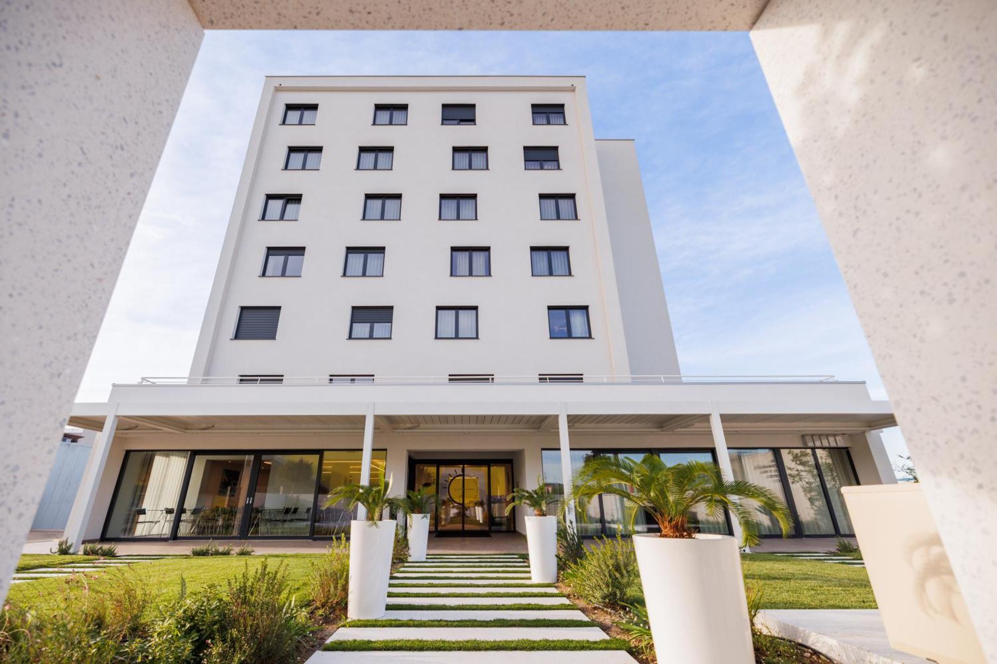 Hotel Capris Capodistria Boutique Exterior foto